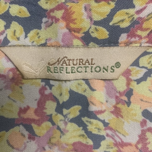 Natural Reflections 100% Rayon top - Picture 12 of 13